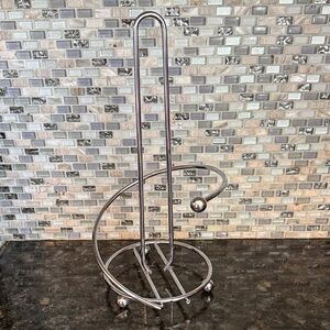 Silver Stainless Steel Countertop Paper Towel Holder